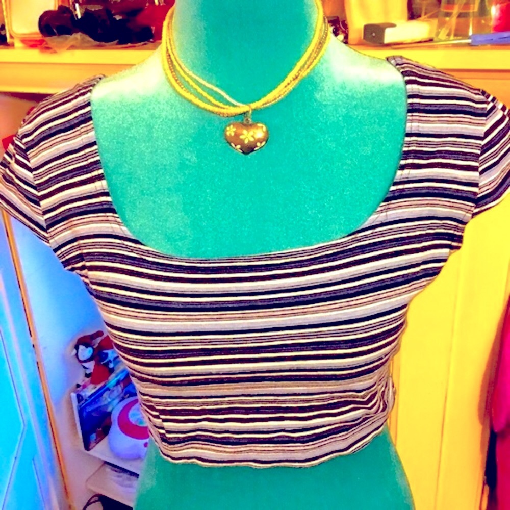 Vintage 80’s short sleeve striped crop top, Xtra-short. Medium made in USA 🇺🇸
